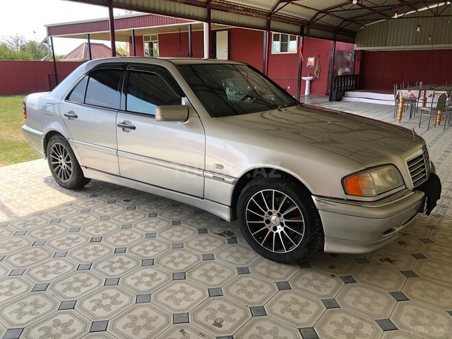 Mercedes C 180 1999, 377,000 km - 1.8 l - Sabirabad