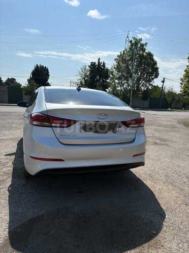Hyundai Elantra 2018, 200,000 km - 2.0 l - Bakı