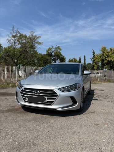 Hyundai Elantra 2018, 200,000 km - 2.0 l - Bakı