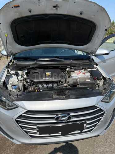 Hyundai Elantra 2018, 200,000 km - 2.0 l - Bakı