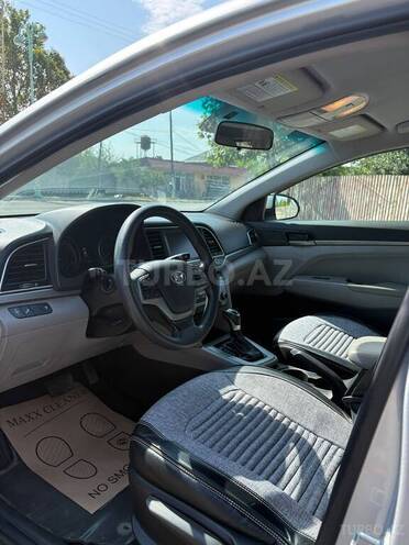 Hyundai Elantra 2018, 200,000 km - 2.0 l - Bakı