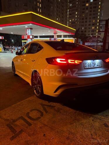 Hyundai Elantra 2017, 154,000 km - 1.6 l - Bakı