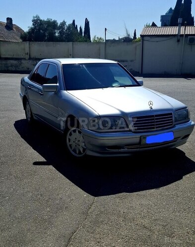 Mercedes C 220 1998, 289,000 km - 2.2 l - Bakı