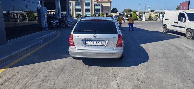 Mercedes C 220 2004, 600,000 km - 2.2 л - Bakı