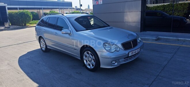 Mercedes C 220 2004, 600,000 km - 2.2 л - Bakı