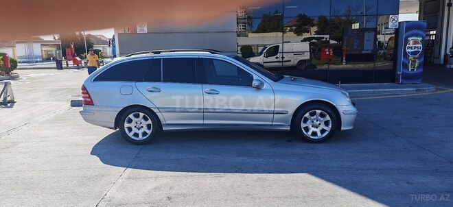 Mercedes C 220 2004, 600,000 km - 2.2 л - Bakı