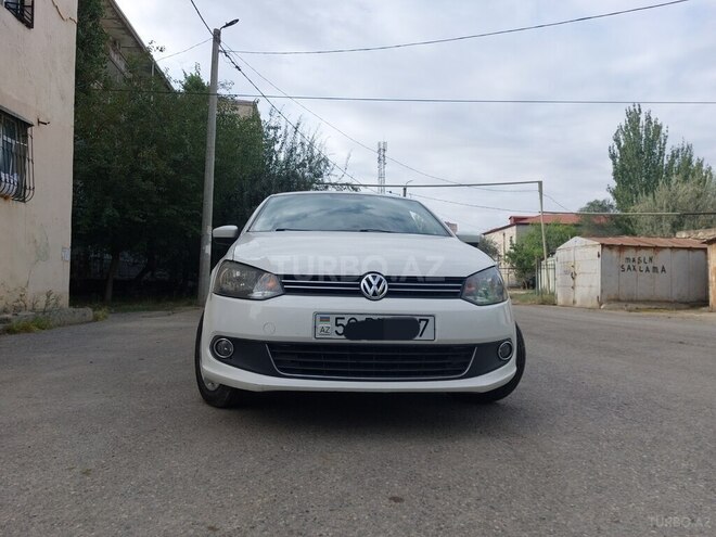 Volkswagen Polo 2013, 192,525 km - 1.6 l - Sumqayıt