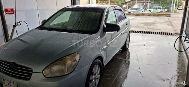 Hyundai Accent 2007, 255,612 km - 1.4 l - Qusar