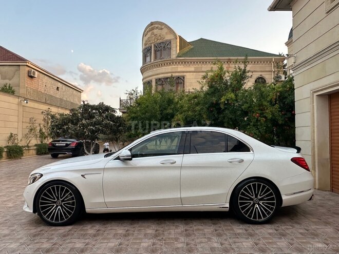 Mercedes C 220 2015, 201,427 km - 2.1 л - Xırdalan
