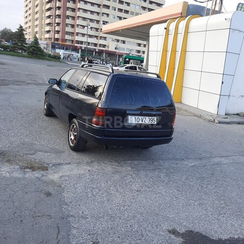 Opel Astra 1996, 248,000 km - 1.6 l - Bakı