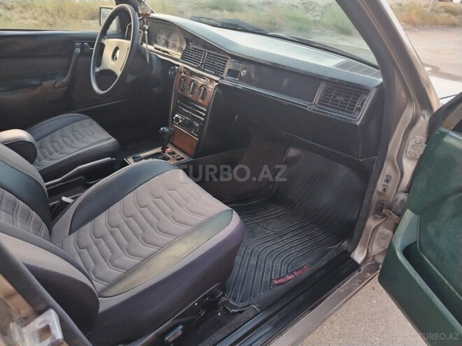 Mercedes 190 1990, 322,000 km - 2.0 l - Bakı