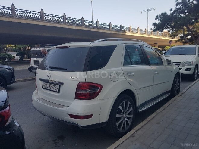 Mercedes ML 350 4MATIC 2011, 170,853 km - 3.5 л - Bakı