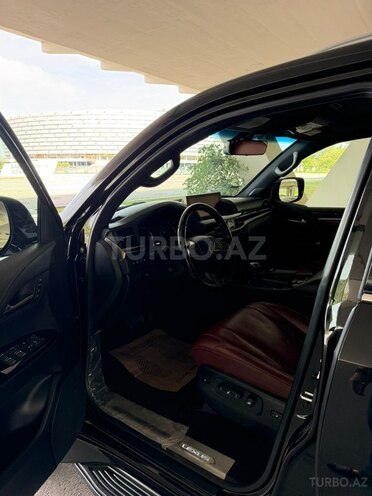 Lexus LX 570 2017, 44,400 km - 5.7 l - Bakı