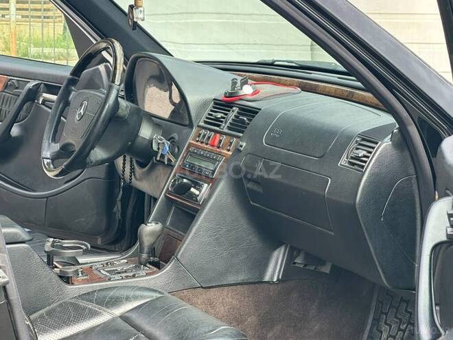 Mercedes C 280 1998, 637,300 km - 2.8 l - Bakı