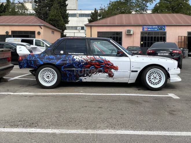 BMW 325 1988, 100,000 km - 2.5 l - Bakı