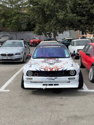 BMW 325 1988, 100,000 km - 2.5 l - Bakı