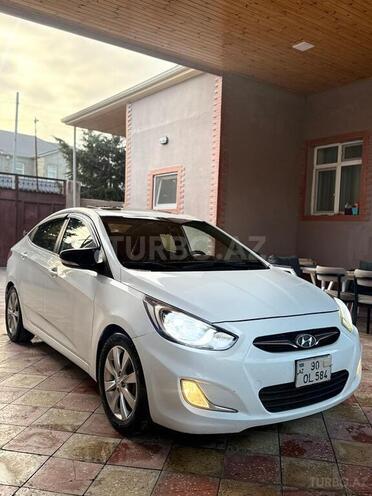 Hyundai Accent 2011, 390,000 km - 1.6 l - Bakı