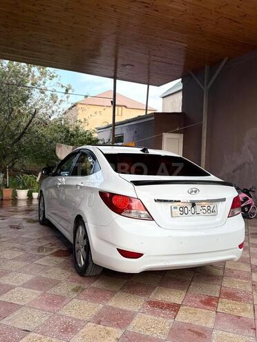 Hyundai Accent 2011, 390,000 km - 1.6 l - Bakı