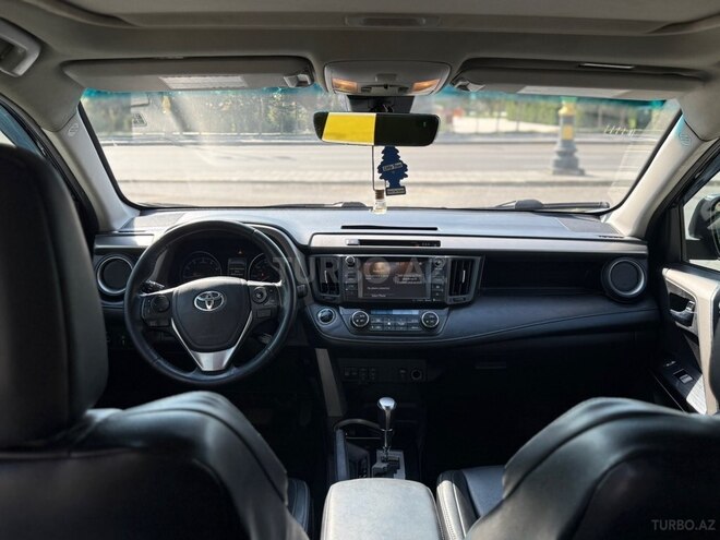 Toyota RAV4 2018, 228,411 km - 2.5 l - Bakı