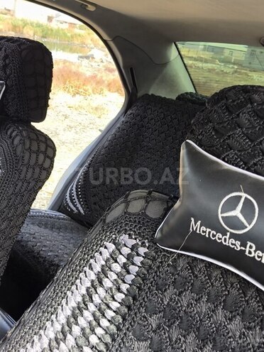 Mercedes E 270 2001, 450,000 km - 2.7 l - Sumqayıt