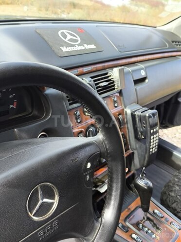 Mercedes E 270 2001, 450,000 km - 2.7 l - Sumqayıt