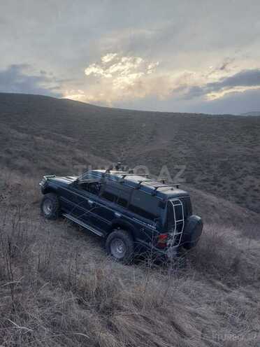 Mitsubishi Pajero 1993, 150,000 km - 2.8 l - Bərdə