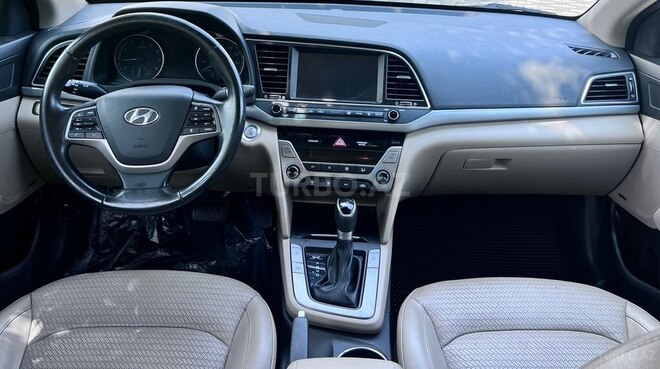 Hyundai Elantra 2017, 85,000 km - 2.0 л - Bakı