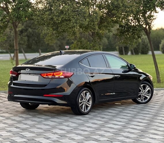 Hyundai Elantra 2017, 85,000 km - 2.0 л - Bakı