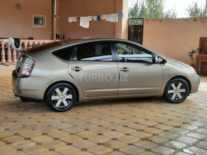 Toyota Prius 2006, 211,073 km - 1.5 l - Gəncə