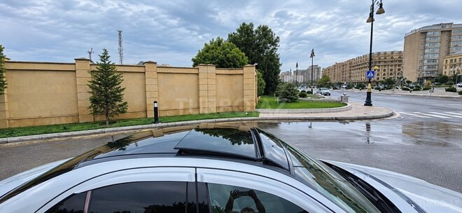 Mercedes E 200 2008, 254,000 km - 1.8 l - Bakı