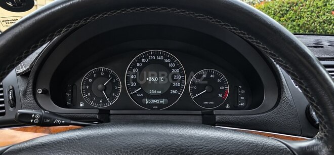 Mercedes E 200 2008, 254,000 km - 1.8 l - Bakı