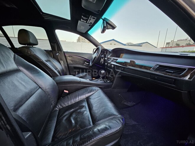 BMW 525 2004, 267,000 km - 2.5 л - Bakı