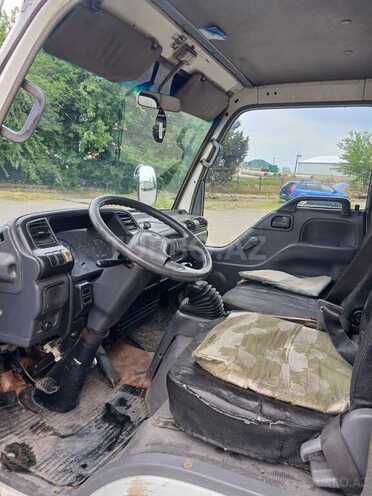 Isuzu NKR 55 E 2008, 200,000 km - 2.8 l - Yevlax