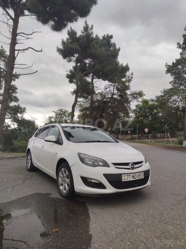 Opel Astra 2015, 474,000 km - 1.6 l - Quba