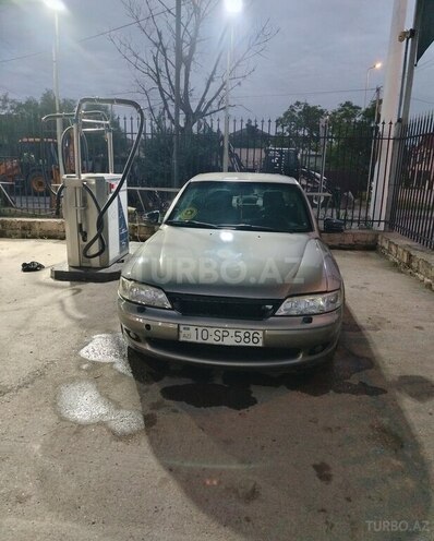 Opel Vectra 1998, 250,000 km - 1.6 l - Qusar