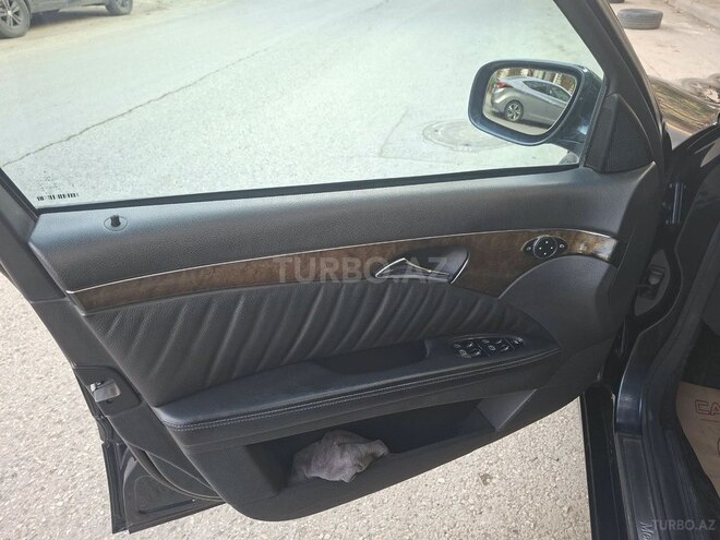 Mercedes E 240 2002, 337,000 km - 2.6 l - Bakı