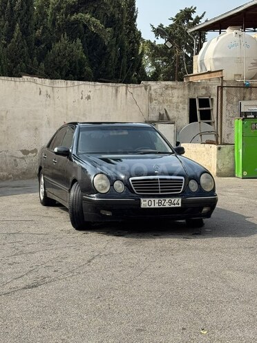 Mercedes E 270 1999, 358,000 km - 2.7 l - Bakı