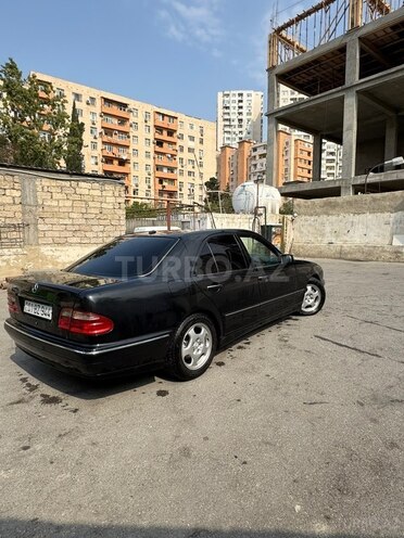 Mercedes E 270 1999, 358,000 km - 2.7 l - Bakı