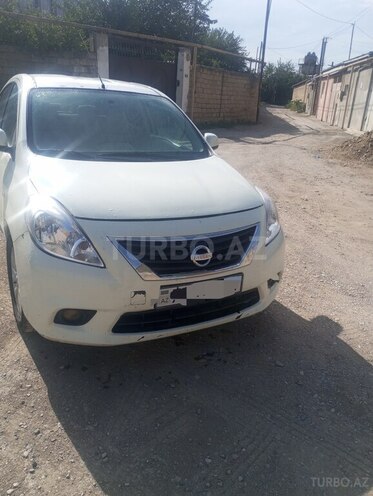 Nissan Sunny 2013, 160,930 km - 1.5 л - Bakı
