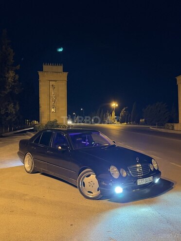 Mercedes E 220 2001, 400,000 km - 2.2 л - Bakı