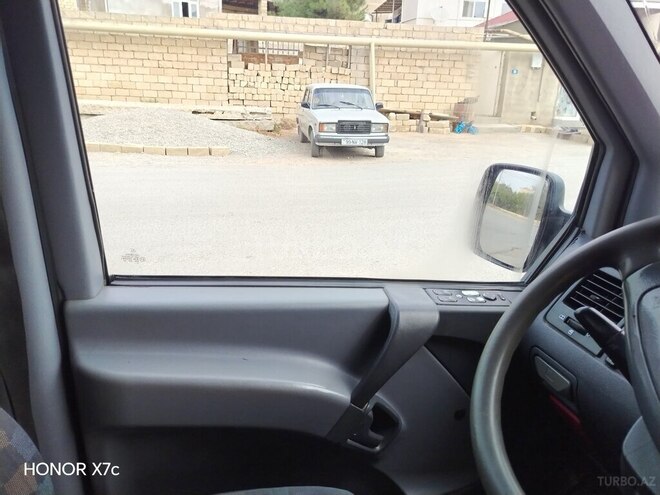 Mercedes  2001, 345,000 km - 2.1 l - Bakı
