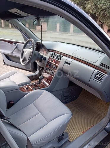 Mercedes E 220 2000, 300,000 km - 2.2 l - Cəlilabad