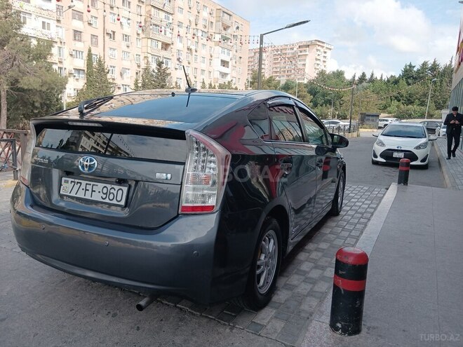 Toyota Prius 2010, 215,000 km - 1.8 л - Bakı