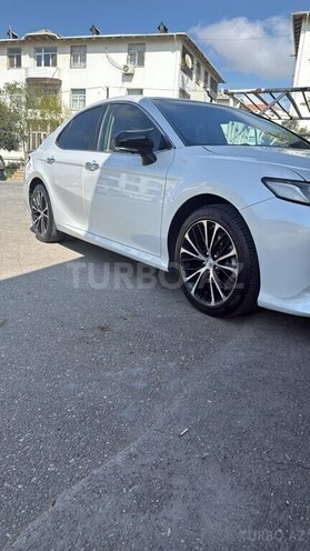 Toyota Camry 2018, 135,000 km - 2.5 л - Bakı