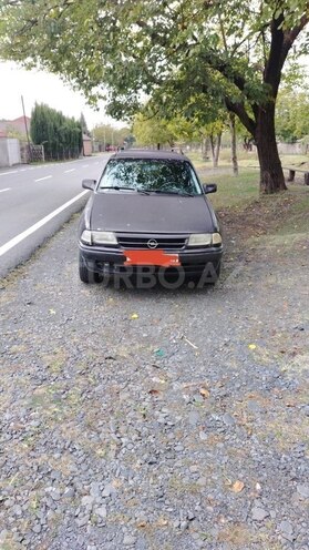 Opel Astra 1994, 643,000 km - 1.6 l - Zaqatala