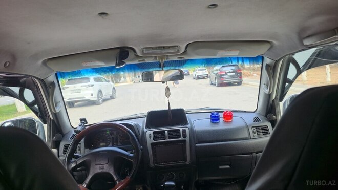 Mitsubishi Pajero io 2001, 354,258 km - 2.0 л - Sumqayıt
