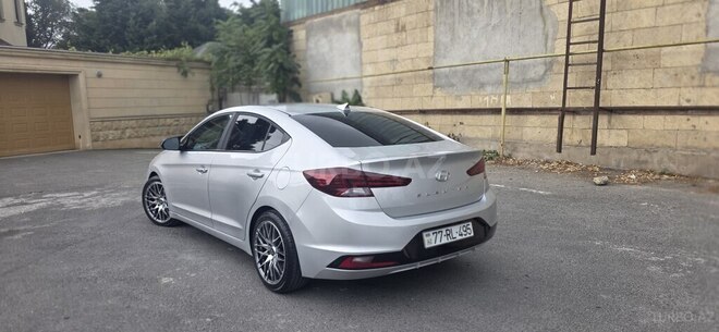 Hyundai Elantra 2019, 223,699 km - 2.0 l - Bakı