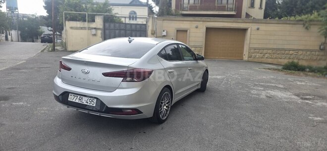 Hyundai Elantra 2019, 223,699 km - 2.0 l - Bakı