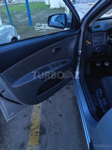 Kia Rio 2006, 350,000 km - 1.4 л - Bakı