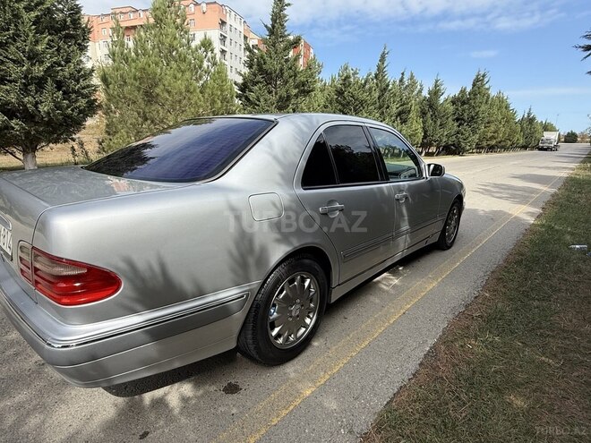 Mercedes E 220 2000, 440,000 km - 2.2 l - Sumqayıt